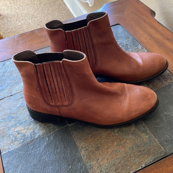 Bella-Vita brown leather ankle boots - Picture 3 of 11